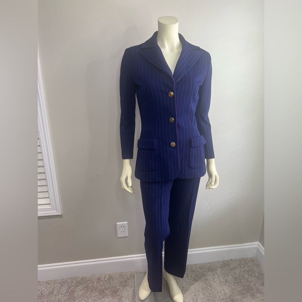 Navy blue with red pinstripe pantsuit - Picture 9 of 11